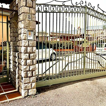 Casa Nicolo Villa มัสซาลูเบรนเซ ภายนอก รูปภาพ