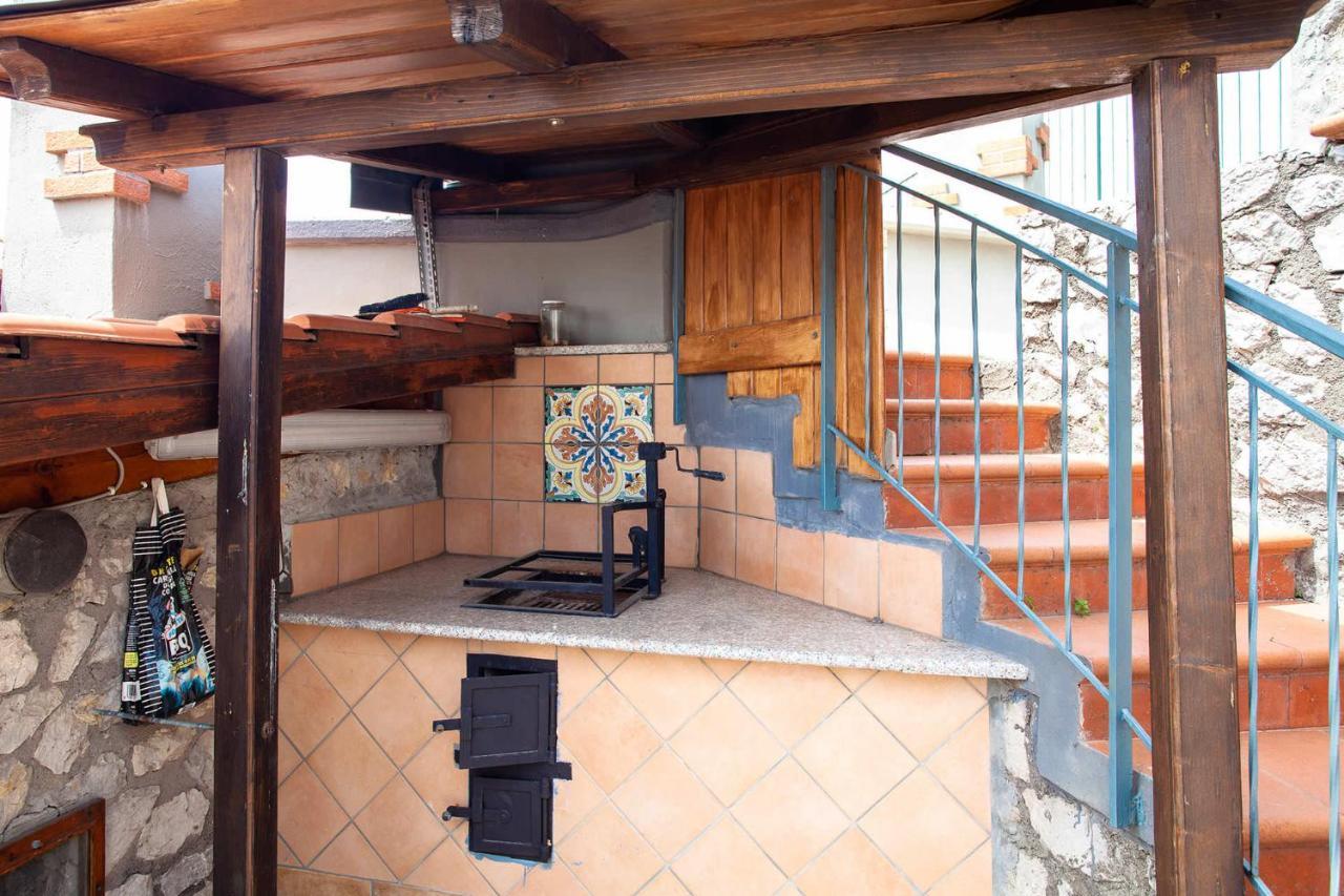 Casa Nicolo Villa มัสซาลูเบรนเซ ภายนอก รูปภาพ