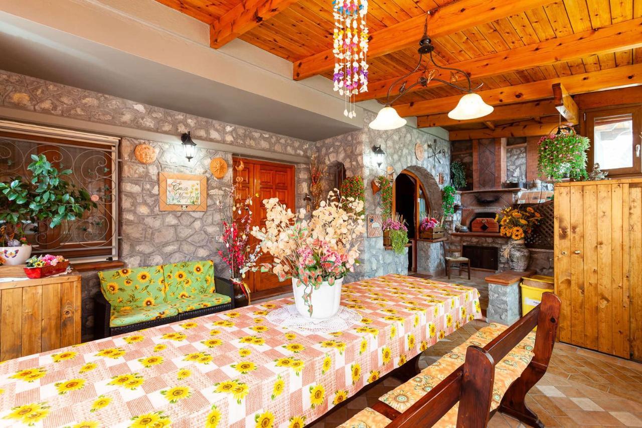 Casa Nicolo Villa มัสซาลูเบรนเซ ภายนอก รูปภาพ