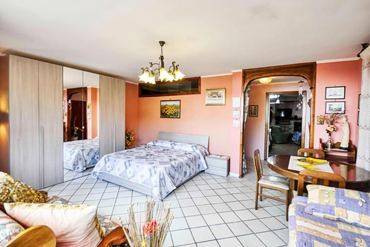 Casa Nicolo Villa มัสซาลูเบรนเซ ภายนอก รูปภาพ